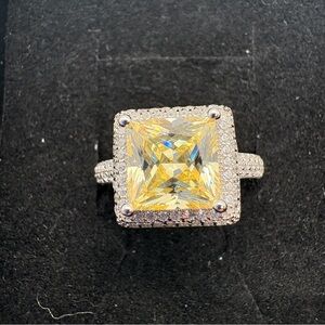 Sterling Silver Ring with a yellow CZ